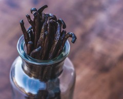 Gourmet Vanilla Bean Paste for Baking & Cooking Madagascar Bourbon w/ Real Seeds