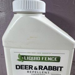 New Liquid Fence Deer & Rabbit Repellent Concentrate, 32 Ounce Cover 5000 Sq FT