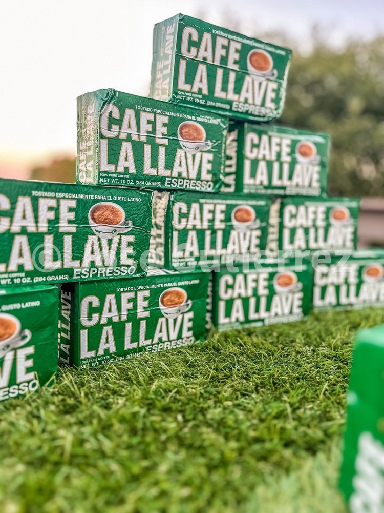 Cafe La Llave Espresso Dark Roast Ground Coffee – 10 oz (284g) Pack of 12