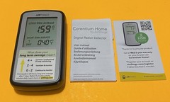 Airthings Corentium Home 223 Digital Radon Detector, Black/Gray, portable