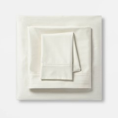 Threshold 400 Thread Count Cotton Sateen 4-Piece Sheet Set Luxurious