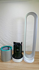 Dyson Pure Cool Fan Tower TP01 HEPA Air Purifier w. Remote App – White Silver