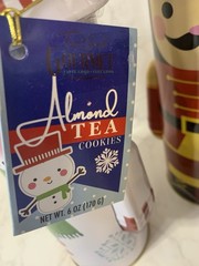 Gourmet Holiday Cookie Tin, Chocolate Chip/Almond/Snickerdoodle/, Christmas Gift