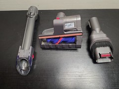 Dyson V15 Detect + Anti-tangle Hair Screw Tool And Accessories Cordless Vacuum