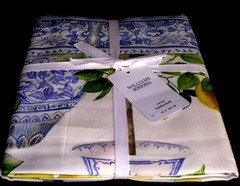 WILLIAMS SONOMA LIMONE TABLECLOTH 70 X 108 COTTON TWILL MADE IN ITALY NEW W/TAGS