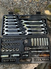 Metrinch 62pc Combination Wrench and Socket Set