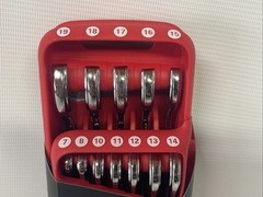 Craftsman V Series 12 Piece Metric Combination Wrench Set CMMT87325V