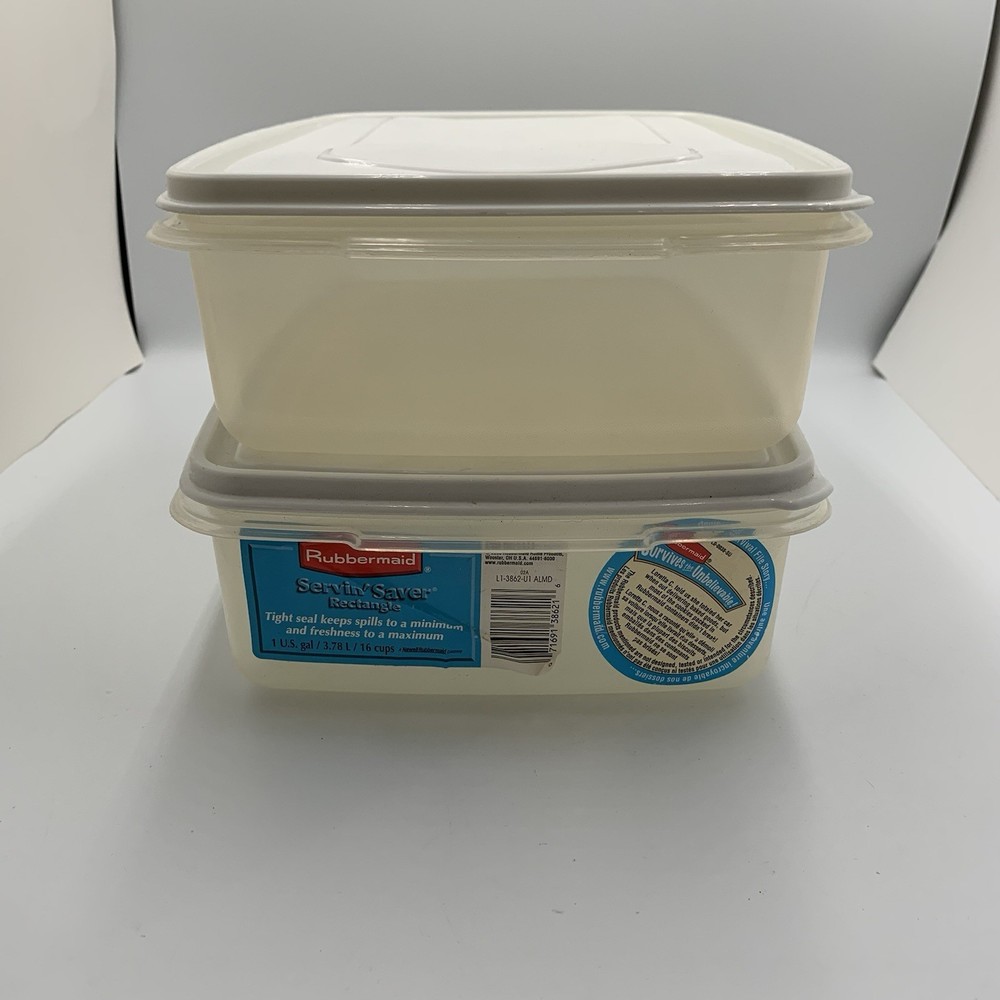 Vintage Rubbermaid 17 Cup Rectangle Servin Savers Set of 2 – 1 NOS