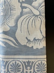 WILLIAMS-SONOMA Vintage Floral LIGHT BLUE Jacquard Table Runner 18.5 x 108″ NWT
