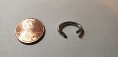 Galvanized OR Stainless Steel 3/8″ – 1/2″ Blunt Tip Hog Rings. Qty. 100 or 1 Lb