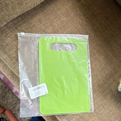 Green Plastic Cutting Board Small Rectangle Less Than 10 in with Handle