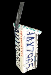 License Plate Bird House Handmade Maine Chickadee Florida Washington Rainier NEW