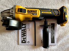 New Dewalt DCG405B 20V 20 Volt Max XR 4-1/2″ Angle Grinder W/ Kickback Brake