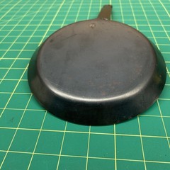 de BuyerClassic Carbon Steel Crepe Pan 7” Some Rust Spots USED