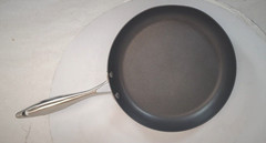 Scanpan Professional 10.25 in. Fry Pan Cookware -dented- FREE S/H