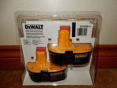 USA 2 Pack Dewalt OEM DC9096-2 18V XRP 2.4 Ah Battery New In Pack Tool Batteries