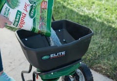 Scotts Turf Builder Lawn Food Northern 37.5 lb. Cover 15,000 sq. ft.