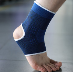 1 Pair of Ankle Support Brace Elastic Protection Foot Bandage Fitness Guard Band