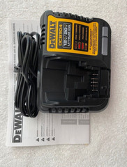 New Dewalt DCB1104 4-Amp 12V / 20V / 60V Li-ion120V AC Battery Charger