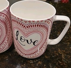 SET OF 2 Portobello by Design Love, Hearts Bone China 18 oz Coffee Mugs. Pink
