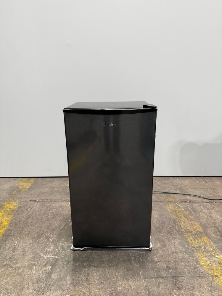 Midea 3.3 cu ft Compact Mini Fridge – MRM33S8ASL