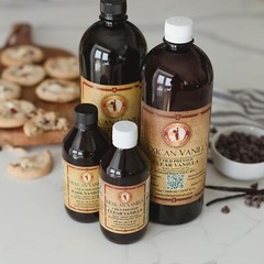 Global Goods – Pure Dark Mexican Vanilla Extract (Dark, 1 liter, 33.81 fl oz)