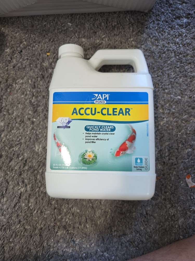 API Pond Accu Clear 32 oz Pond Water Clarifier Clears Cloudy Water Fast