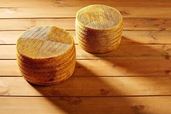 Manchego Reserve (Extra Aged) – Whole Wheel (7 pound)