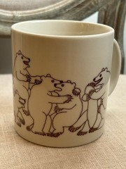 Taylor & Ng VTG 1979 Win Ng Japan Iconic Naughty Brown Bears Mug Signed Fun