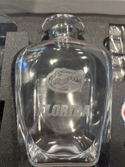 UF University Of Florida Gators 26 Oz Faux Leather Decanter Set W Stones Tongs