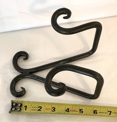Hand Forged Heavy Duty Blacksmith Artisan Wrought Iron Plate Stand/Wall Mount