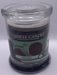 Yankee Candle Girl Scouts Thin Mints 8oz. Candle Single Wick Never Burned