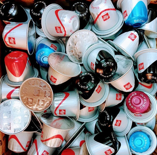 100x Illy Blend 6-Flavor Variety Aluminum Capsules Loose (Best Before: NOV 2025)