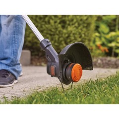 BLACK+DECKER 20V MAX* String Trimmer/Edger Kit, 10-Inch – LST201