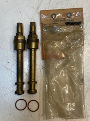 Pack of 2 Price Pfister Wide Spread Lav. Cat. No. 08368