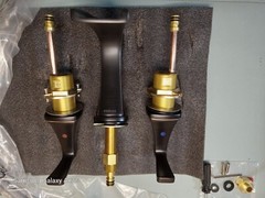 Paalos Wide-spread Bathtub Faucet Oil Rubbed Bronze