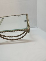 VINTAGE 18.5” HOLLYWOOD REGENCY BRASS WIRE ROPE GOLD METAL SHELF WITH GLASS