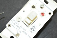 BSR X10 Remote Wall Light Switch Model No. X10-014711 120 Volts AC 60Hz USA