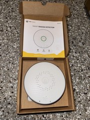 Airthings Wave Radon 2950 Radon Detector Humidity & Temperature Monitoring