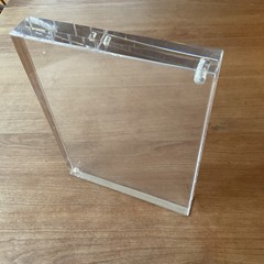 Canetti Picture Frame 8” X 6” X 1” Heavy Duty Plexi Glass Magnetic Close 2lb3oz