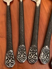 Gourmet Settings AVALON BARCELONA Flatware Black Hammered Handle – Choice
