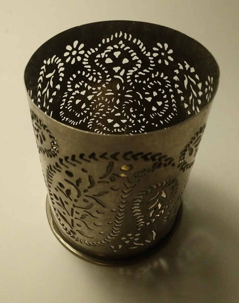 Luminaria Heavy Tin 5.25 in x 4.25 in