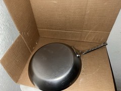 De Buyer Mineral B Pro Carbon Steel Fry Pan, Nonstick 11” Induction Ready