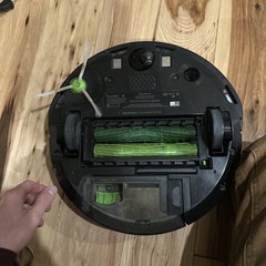 iRobot Roomba i8 Self-Emptying Vacuum Cleaning – Scratch & Dent