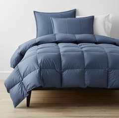 [FLASH SALE] The Company Store LaCrosse Premium Down Light Warmth Comforter