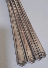 1847 Rogers Bros ANNIVERSARY International Silver Plate Flatware 4 Dinner Forks