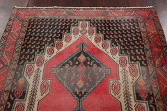 Vintage Pink Traditional Area Rug 5×11 Hand-knotted Wool Geometric for Any Room