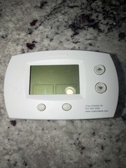 Honeywell Thermostat TH5220D1003 2 Heat / 2 Cool Stages Tested & Working.