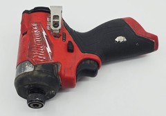 Milwaukee 3453-20 M12 Fuel 1/4″ Hex Impact Driver 12 Volt – Tool Only