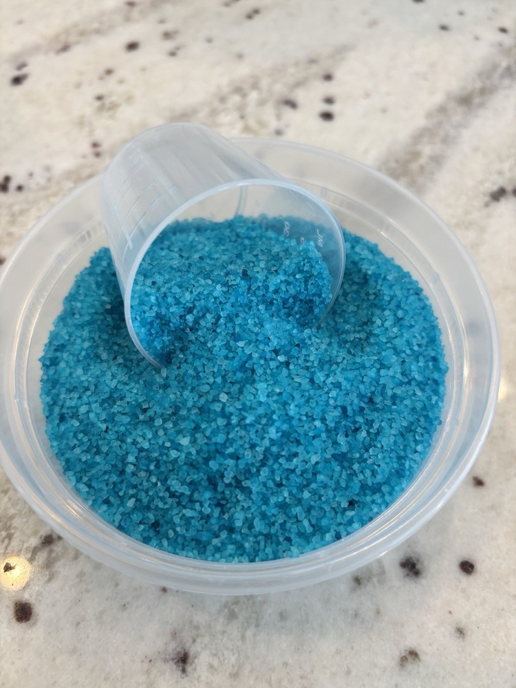 One Gallon Of Crisp Cotton Laundry Scent Booster. Made in the US! ~9lbs/bucket